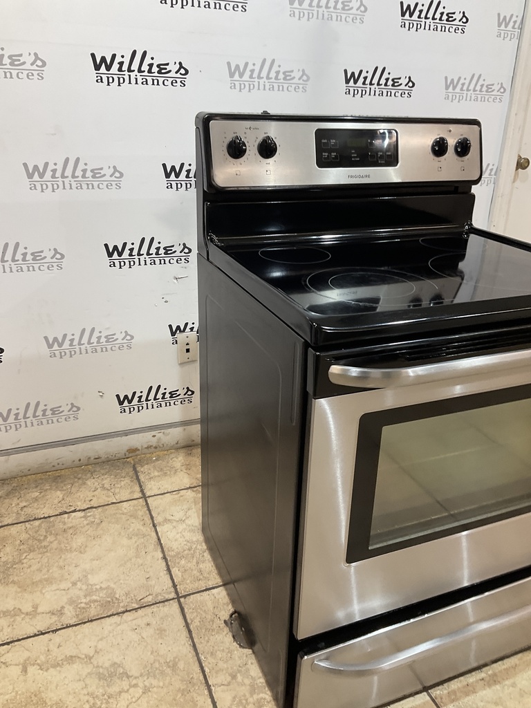 Frigidaire Used Electric Stove 30inches {no cord} 