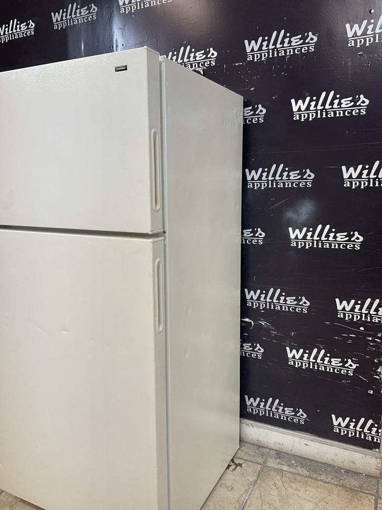 Hotpoint Used Refrigerator Top and Bottom 28x61 1/2” (Bisque) 