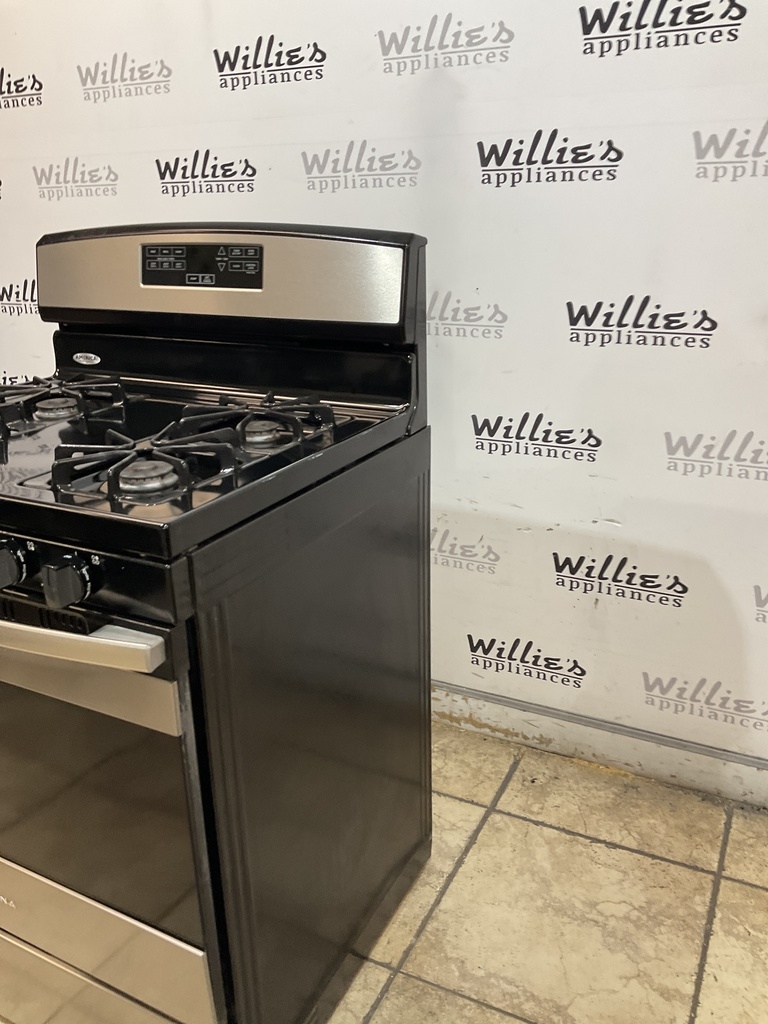 Amana  Used Natural Gas Stove 