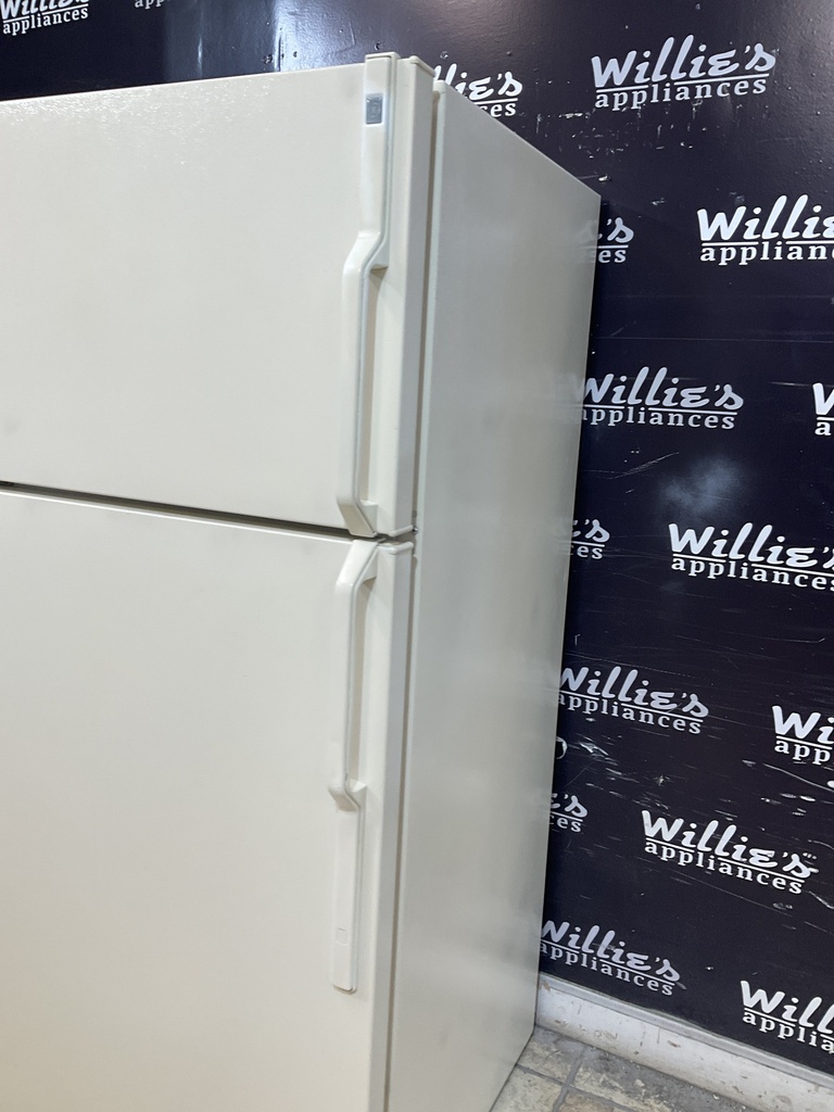 Ge Used Refrigerator Top and Bottom 28x61 1/2” (Bisque) 