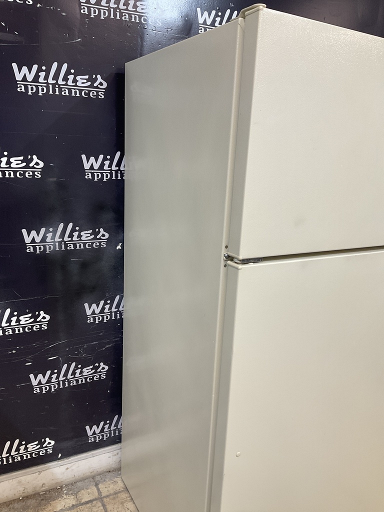 Ge Used Refrigerator Top and Bottom 28x61 1/2” (Bisque) 