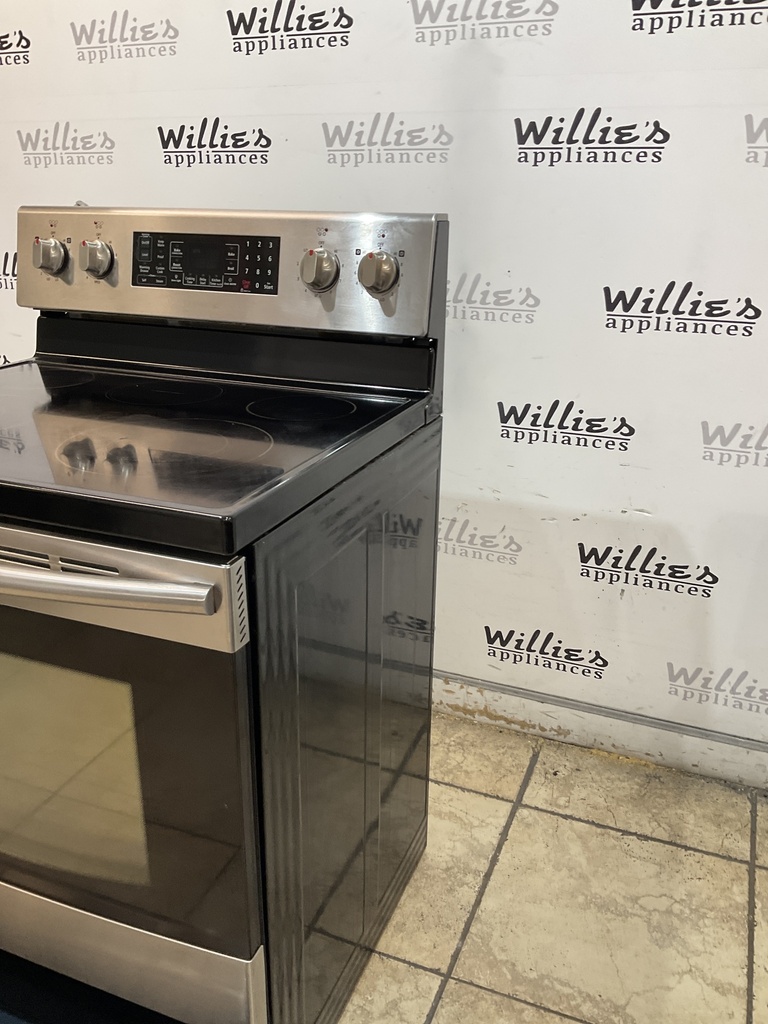 Samsung Used Electric Stove 220volts (40/50) 30inches {3 prong} (stainless steel) 