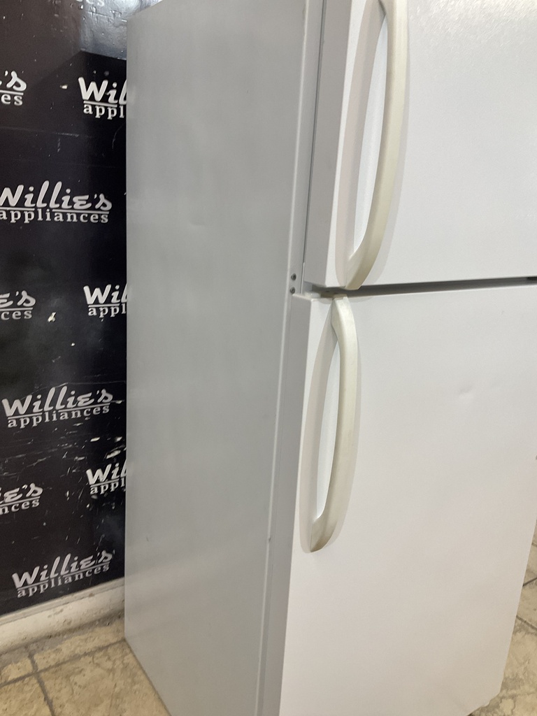 Frigidaire Used Refrigerator Top and Bottom 28 1/2” x 65 (White) 