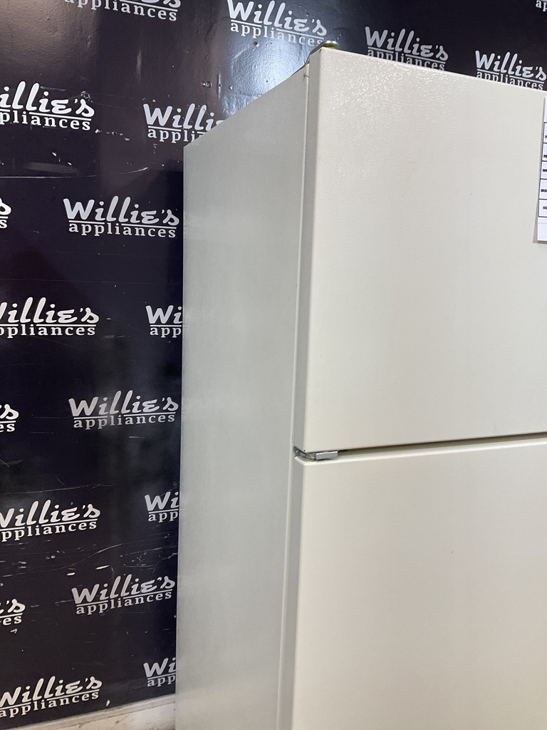 Whirlpool Used Refrigerator Top and Bottom 33x66 (Bisque) 