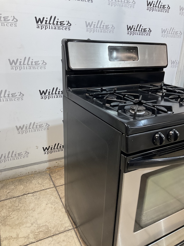 Frigidaire Used Natural Gas Stove 30inches (Stainless Steel) 