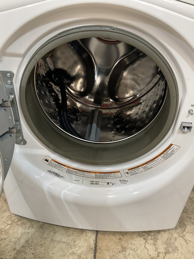 Whirlpool Used Washer Front-load 27inches (White) 