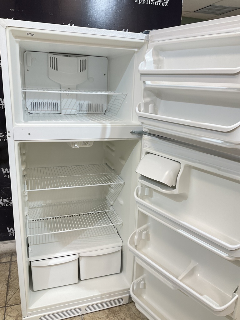 Frigidaire Used Refrigerator Top and Bottom 28x64 1/2” (White) 