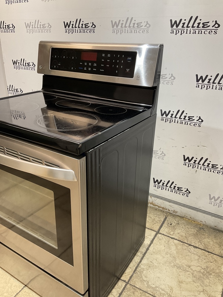 Lg Used Electric Stove 220volts (40/50 AMP) 30inches {3 prong} (Stainless Steel) 
