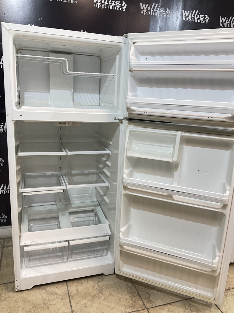 Ge Used Refrigerator Top and Bottom 28x64 1/2” (White) 