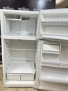 Ge Used Refrigerator Top and Bottom 28x61 1/2” (White)