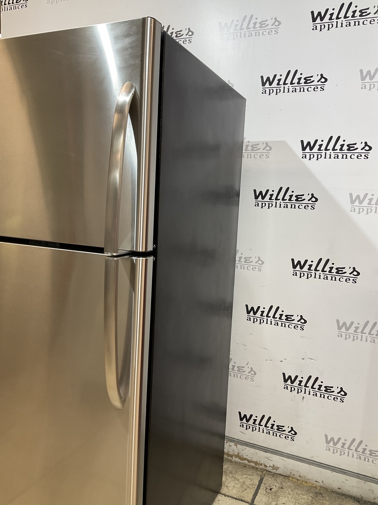 Ge Used Refrigerator Top and Bottom 30x66 1/2” (Stainless Steel) 
