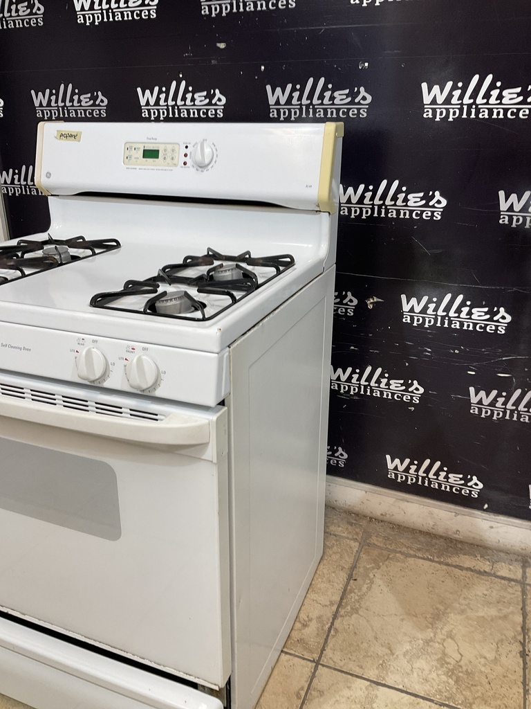Ge Used Gas Propane Stove 30inches (White)