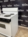 Ge Used Electric Stove 220volts (40/50 AMP) 30inches {no cord} (White) 