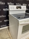 Frigidaire Used Electric Stove 220volts (40/50 AMP) 30inches {no cord} (White) 