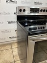 Frigidaire Used Electric Stove 220volts (40/50 AMP) 30inches {3 prong} (Stainless steel) 
