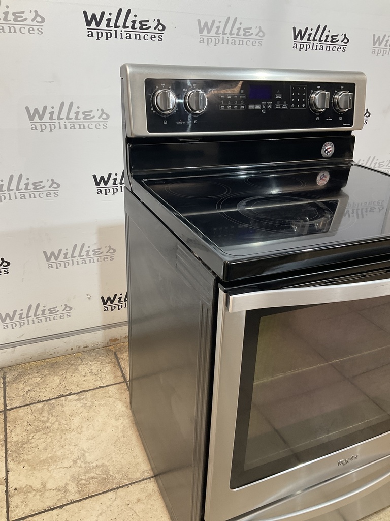 Whirlpool Used Electric Stove 220volts (40/50 AMP) 30inches {4 prong} (Stainless steel) 