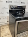Whirlpool Used Electric Stove 220volts (40/50 AMP) 30inches {4 prong} (Stainless steel) 