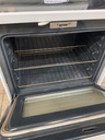 Ge Used Electric Stove 220volts (40/50 AMP) 30inches {4 prong} (White) 