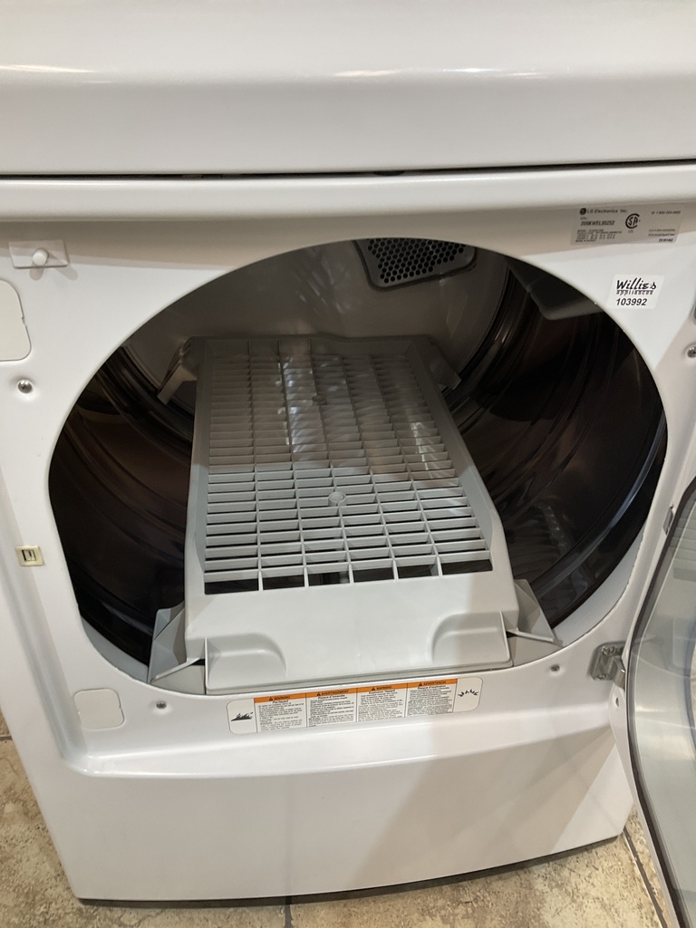 Lg Used Electric Dryer 220volts (30 AMP) 27inches {4 prong} (White) 
