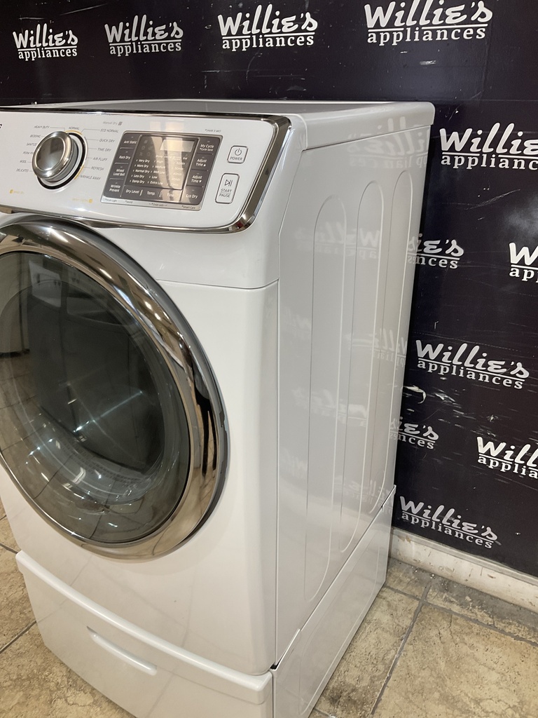 Samsung Used Electric Dryer 220volts (30AMP) 27inches {3 prong} (White) 