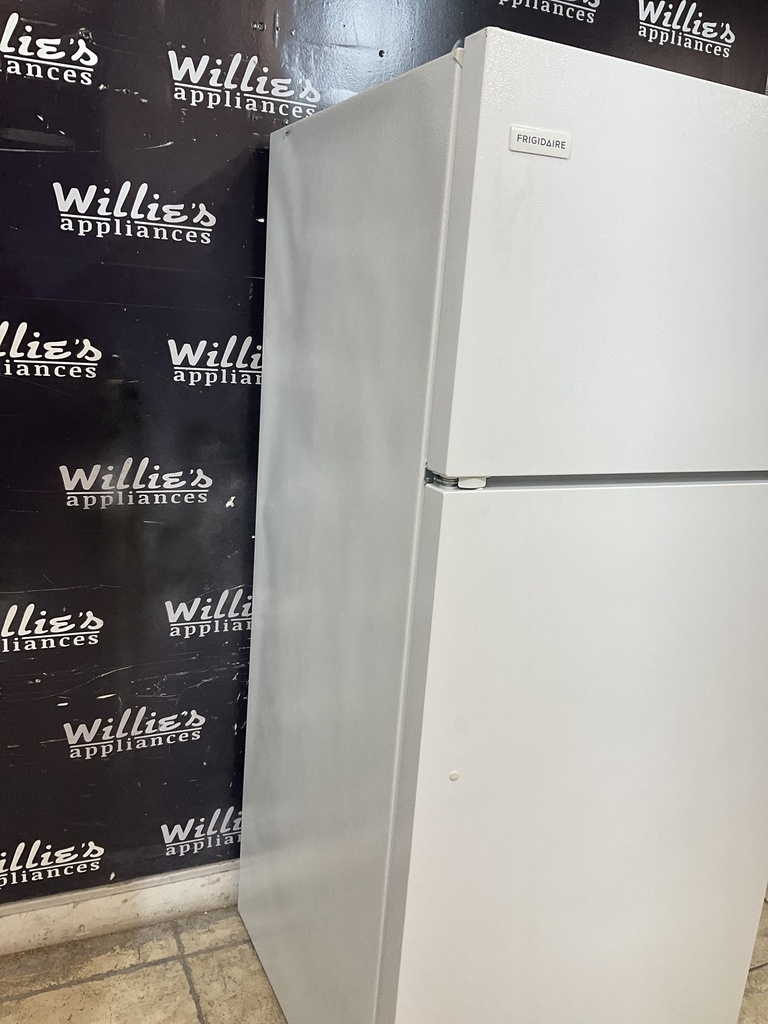 Frigidaire Used Refrigerator Top and Bottom 28 1/2” x 64 1/2” (White) 