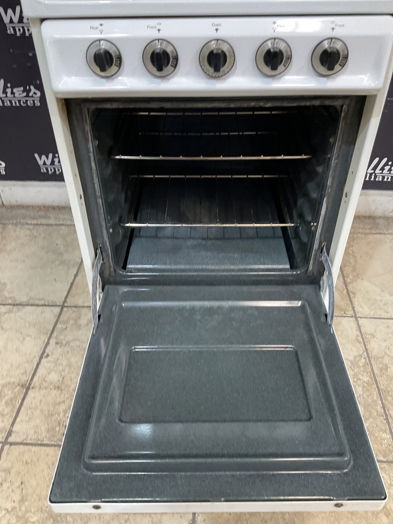 Frigidaire Used Gas Propane Stove 20inches (White) 