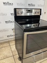 Whirlpool Used Electric Stove 220volts (40/50 AMP) 30inches {no cord} (Stainless Steel) 