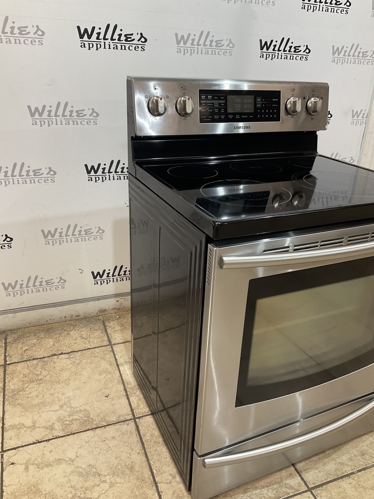 Samsung Used Electric Stove Double Oven 220volts (40/50 AMP) 30inches {no cord} (Stainless steel) 