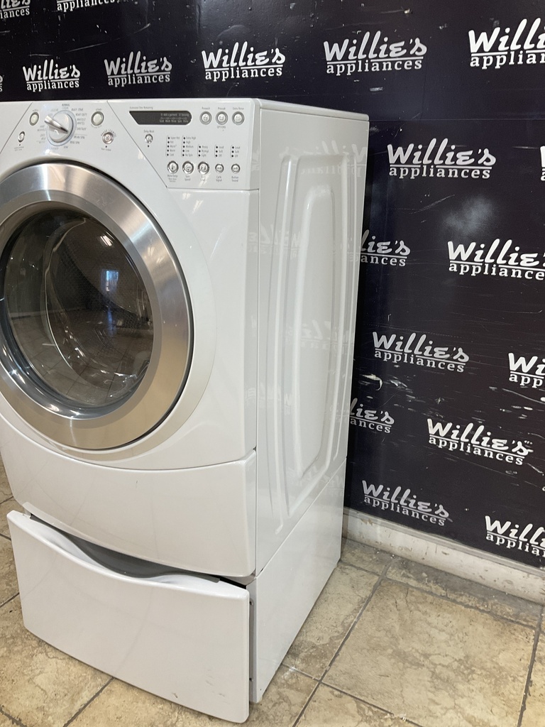 Whirlpool Used Washer Front-load 27inches (White) 