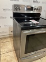 Frigidaire Used Electric Stove 220volts (40/50 AMP) 30inches{3 prong} (Stainless Steel) 