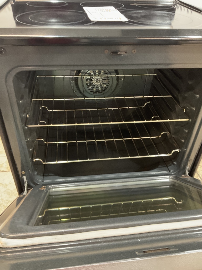 Frigidaire Used Electric Stove 220volts (40/50 AMP) 30inches{3 prong} (Stainless Steel) 