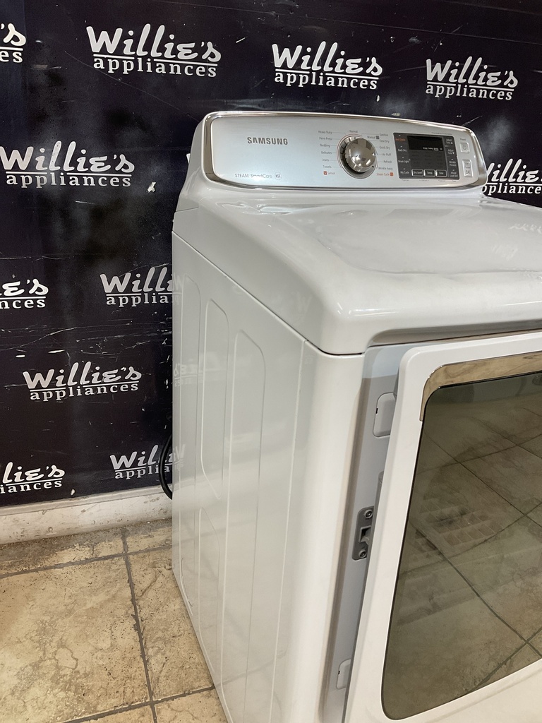 Samsung Used Electric Dryer 220volts (30AMP) 27inches {4 prong} (White) 