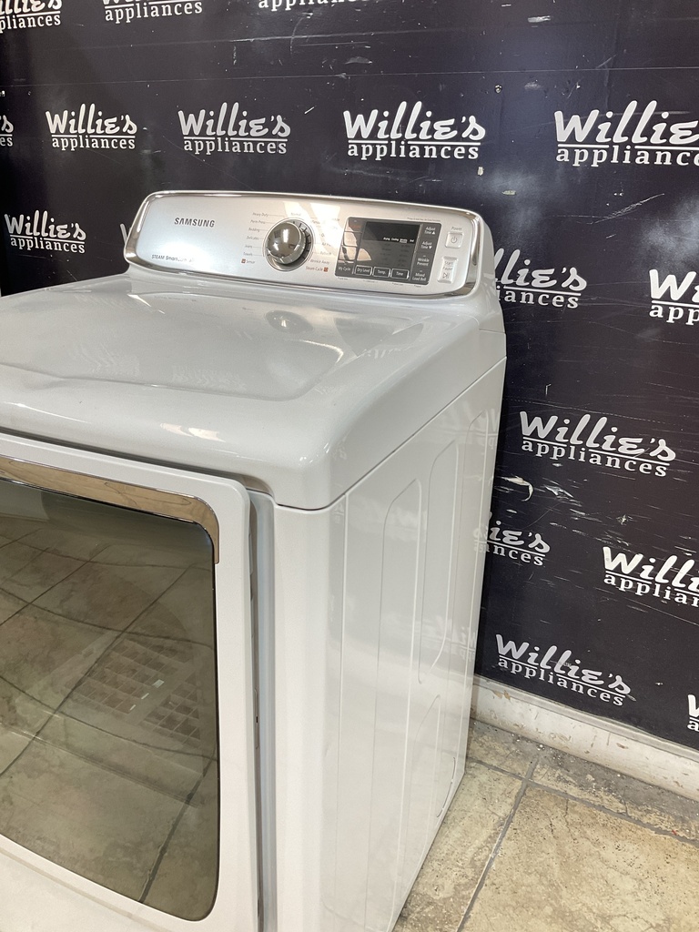 Samsung Used Electric Dryer 220volts (30AMP) 27inches {4 prong} (White) 