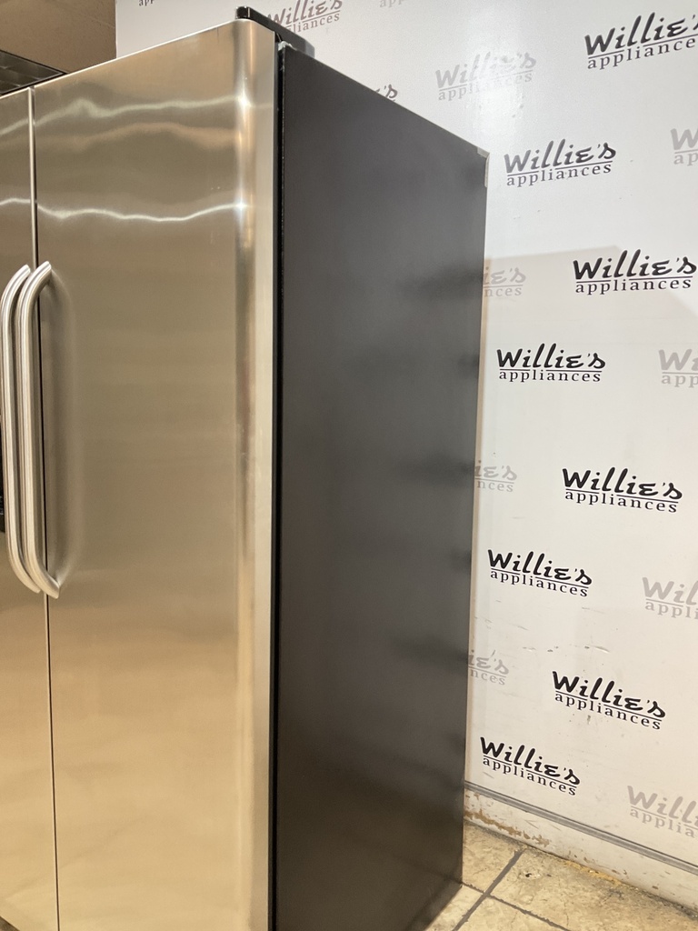 Ge Used Refrigerator Side by side 36x69 1/2” (Stainless steel) 