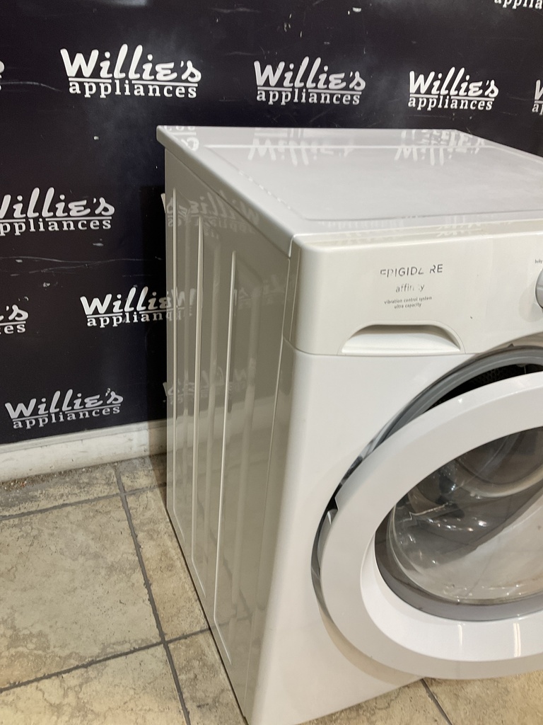 Frigidaire Used Washer Front-load 27inches (white) 