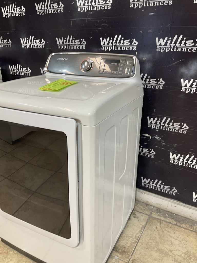 Samsung Used Electric Dryer 220volts (30 AMP) 27inches {3 prong} (White) 