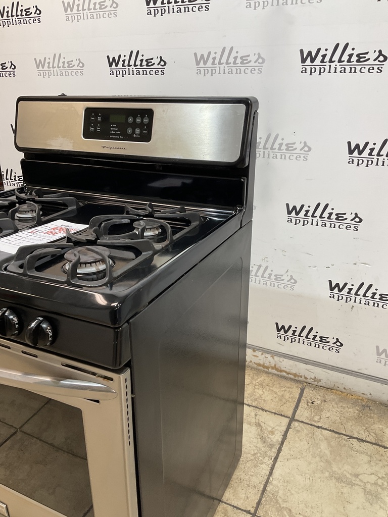 Frigidaire Used Natural Gas Stove 30inches (stainless steel) 