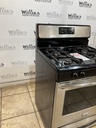 Frigidaire Used Natural Gas Stove 30inches (stainless steel) 