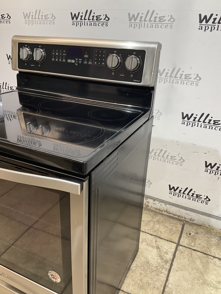 Whirlpool Used Electric Stove 220volts (40/50 AMP) 30inches {no cord} (Stainless Steel) 