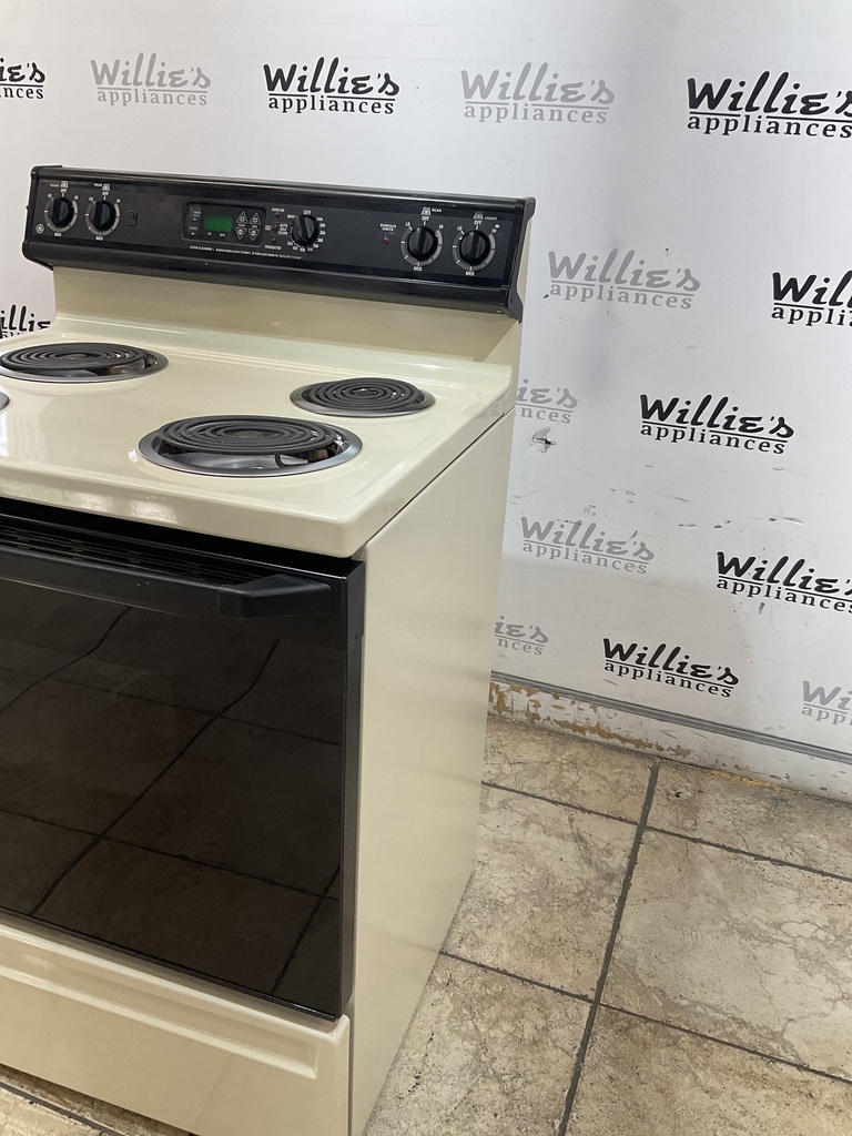 Ge Used Electric Stove 220volts (40/50 AMP) 30inches {no cord} (Bisque/Black) 
