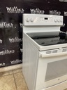 Ge Used Electric Stove 220volts (40/50 AMP) 30inches {3 prong} (White)