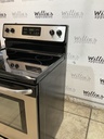 Frigidaire Used Electric Stove 220volts (40/50 AMP) 30inches {no cord} (Stainless steel) 