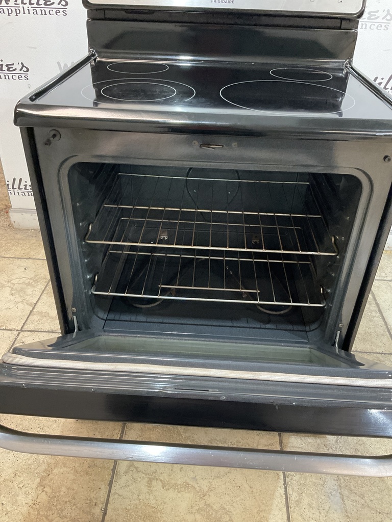 Frigidaire Used Electric Stove 220volts (40/50 AMP) 30inches {no cord} (Stainless steel) 