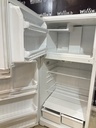 Ge Used Refrigerator Top and Bottom 28x61 1/2” (White)