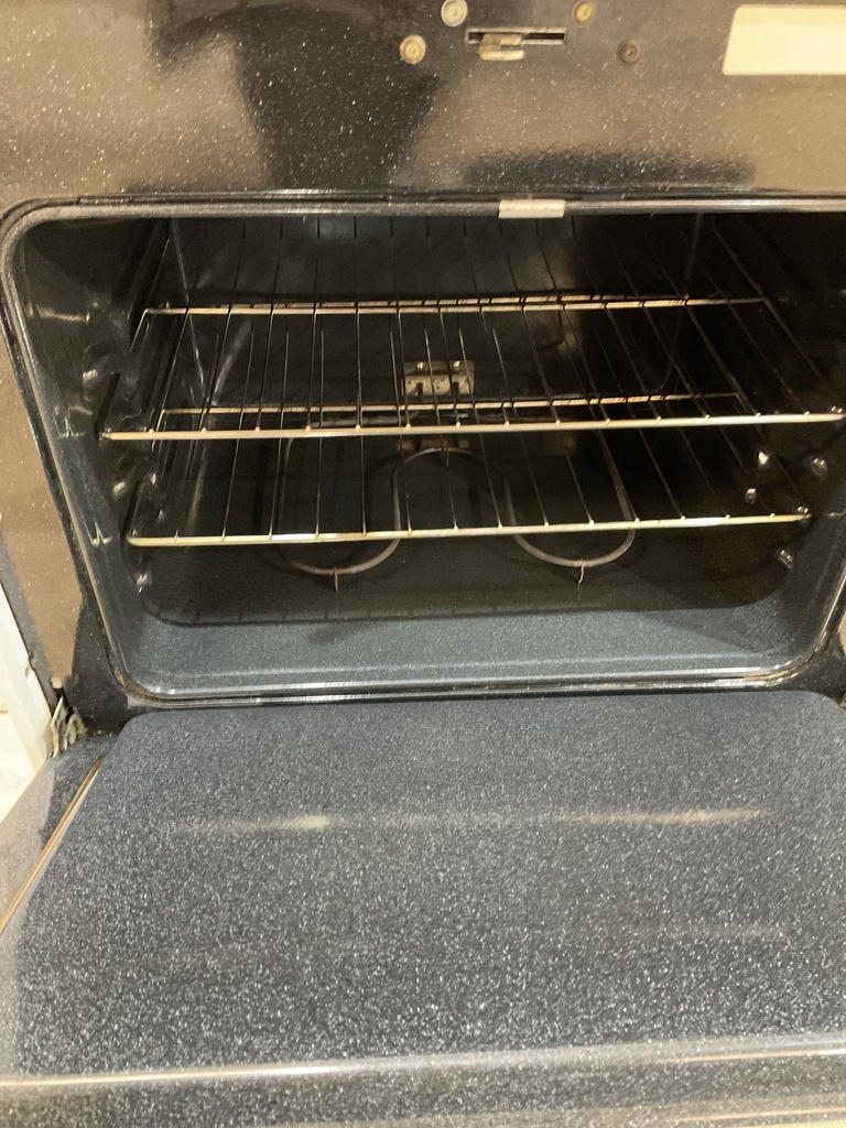 Caloric Used Electric Stove 220volts (40/50AMP) 30inches {no cord} (White/Black)