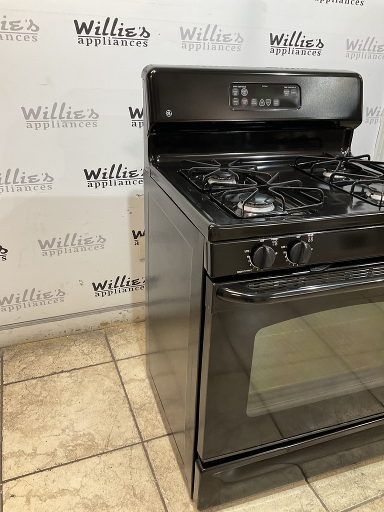 Ge Used Natural Gas Stove 30inches (Black) 