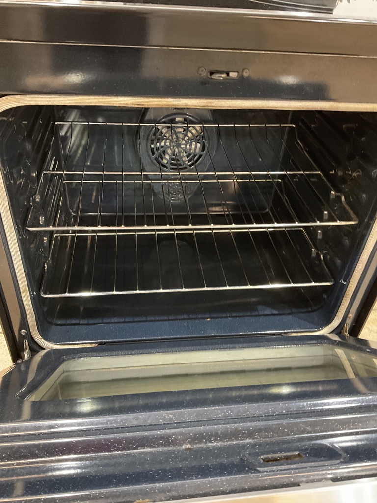 Samsung Used Electric Stove 220volts (40/50 AMP) 30inches {no cord} (Stainless steel) 