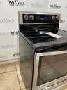 Whirlpool Used Electric Stove 220volts (40/50 AMP) 30inches {no cord} 