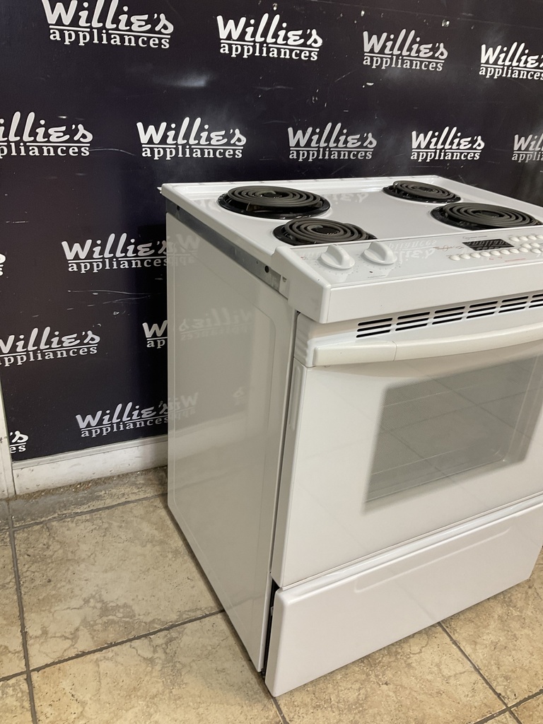 Whirlpool Used Electric Stove 220volts (40/50 AMP) 30inches {4 prong} (White) 