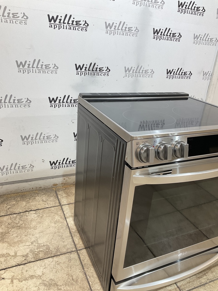 Lg Used Electric Stove 220volts (40/50 AMP) 30inches {no cord} (Stainless steel) 